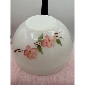 🍑 1950s Fire‑King Mixing Bowl – 7.5" – Hand‑Painted Peach Blossom Pattern – EUC
